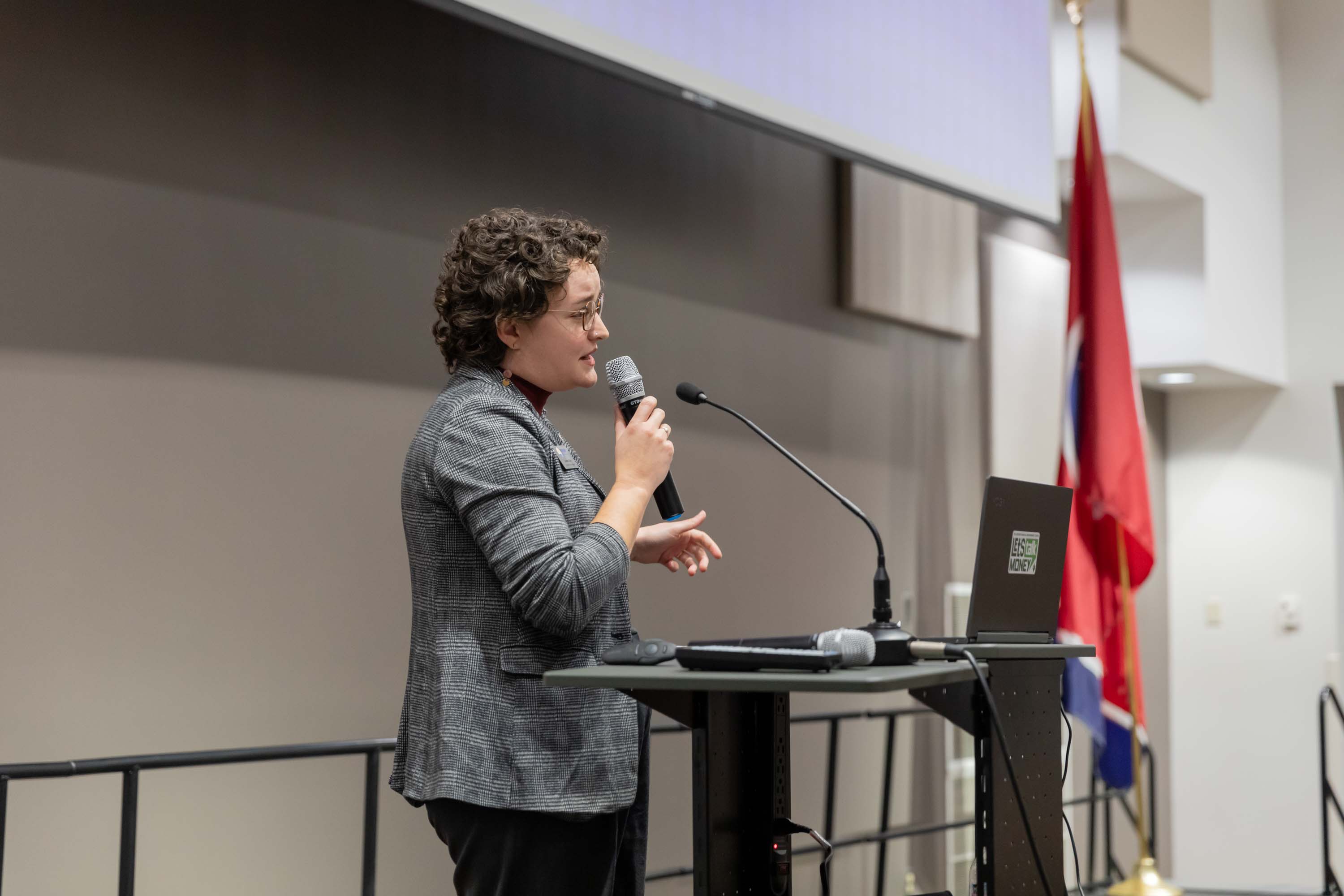 Lauren Cino is speaking at the Summit. 